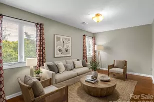 220 Dartcrest Dr, Hendersonville, NC 28792 - Photo 16