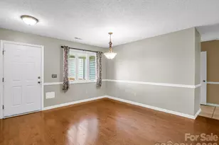 220 Dartcrest Dr, Hendersonville, NC 28792 - Photo 12