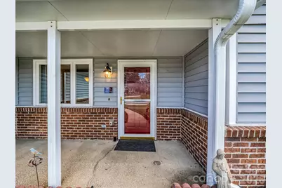 220 Dartcrest Drive, Hendersonville, NC 28792 - Photo 4