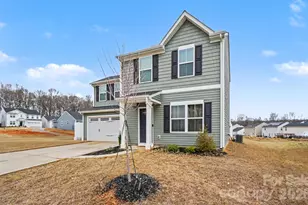 818 Cranbrook Dr, Woodruff, SC 29388 - Photo 2