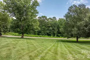 190 Moretz Ct, Hickory, NC 28601 - Photo 12