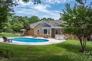 190 Moretz Ct, Hickory, NC 28601 - Photo 10
