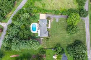 190 Moretz Ct, Hickory, NC 28601 - Photo 14