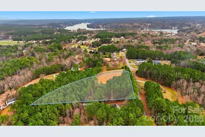 5388 Benjamins Place, Granite Falls, NC 28630 - Photo 6