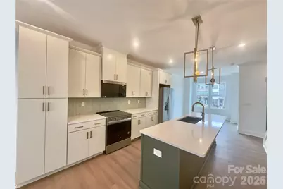 5009 Dutchess Drive, Charlotte, NC 28217 - Photo 2