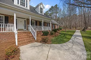 220 St Johns Dr, Salisbury, NC 28144 - Photo 4