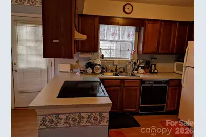 10120 Rockwood Road, Charlotte, NC 28215 - Photo 14