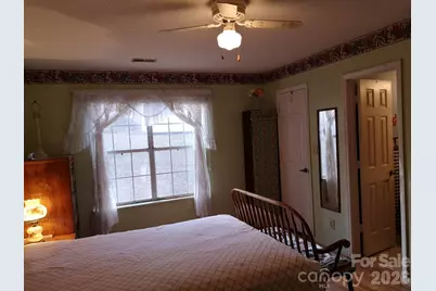 10120 Rockwood Road, Charlotte, NC 28215 - Photo 26