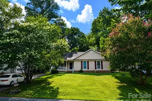 10120 Rockwood Rd, Charlotte, NC 28215 - Photo 1