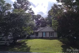 10120 Rockwood Rd, Charlotte, NC 28215 - Photo 1