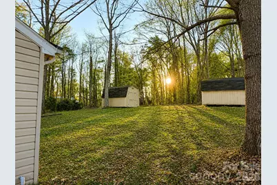 10120 Rockwood Road, Charlotte, NC 28215 - Photo 12