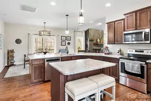 76 Ledgestone Dr, Fairview, NC 28730 - Photo 10