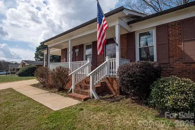 102 Wendover Drive, Lincolnton, NC 28092 - Photo 2