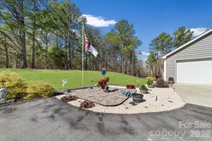 142 Will Evans Rd, Jefferson, SC 29718 - Photo 16