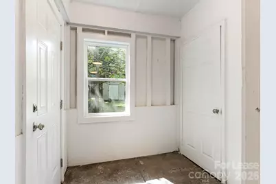 2909 Southwest Boulevard, Charlotte, NC 28216 - Photo 16