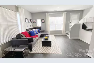 446 W Worthington Avenue, Charlotte, NC 28203 - Photo 2