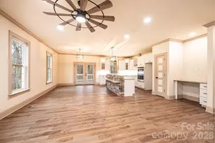 1610 Summerlin Pl, Newton, NC 28658 - Photo 24