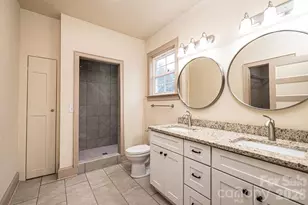 1610 Summerlin Pl, Newton, NC 28658 - Photo 12