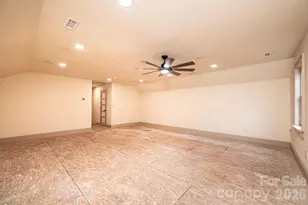 1610 Summerlin Pl, Newton, NC 28658 - Photo 16