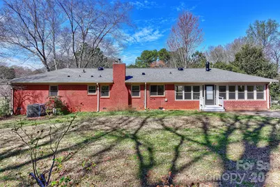 9436 Glen Brook Drive, Charlotte, NC 28215 - Photo 34