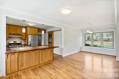 9436 Glen Brook Drive, Charlotte, NC 28215 - Photo 14