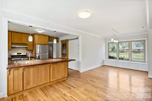 9436 Glen Brook Dr, Charlotte, NC 28215 - Photo 14