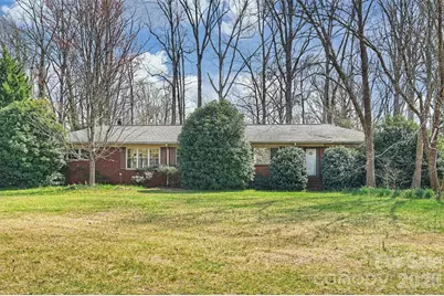 9436 Glen Brook Drive, Charlotte, NC 28215 - Photo 26