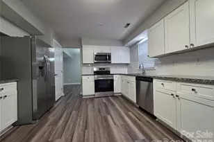 1907 Misty Vale Rd, Charlotte, NC 28214 - Photo 8