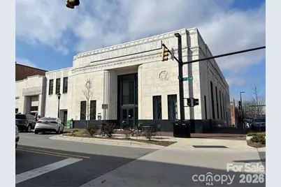 39 2nd Street NW, Hickory, NC 28601 - Photo 1