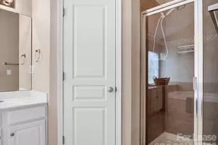 1401 Hammond Dr, Matthews, NC 28104 - Photo 28