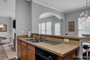 1401 Hammond Dr, Matthews, NC 28104 - Photo 16