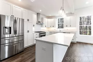 690 Settlers Trl, Mars Hill, NC 28754 - Photo 20