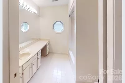 11 Stuart Circle, Asheville, NC 28804 - Photo 16