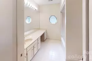 11 Stuart Cir, Asheville, NC 28804 - Photo 16