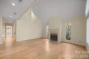 11 Stuart Cir, Asheville, NC 28804 - Photo 8