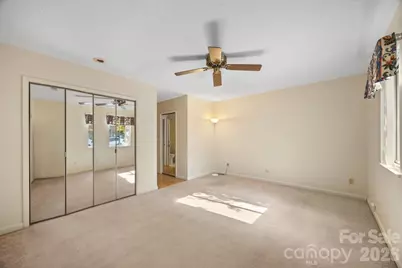 11 Stuart Circle, Asheville, NC 28804 - Photo 20