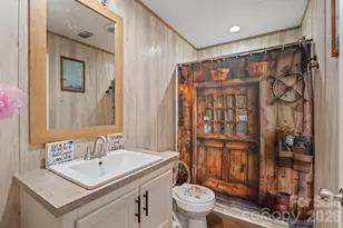 5005 Rocky Ridge Rd, Connelly Springs, NC 28612 - Photo 18