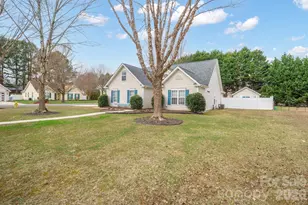 14305 Old Dobbin Drive, Huntersville, NC 28078 - Photo 2