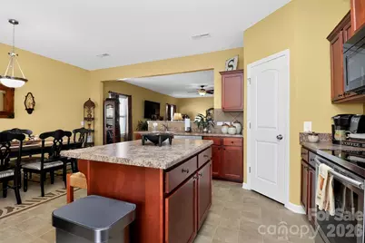 3217 Thorpe Lane, Clover, SC 29710 - Photo 16