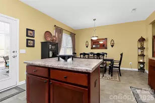 3217 Thorpe Ln, Clover, SC 29710 - Photo 14