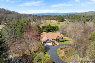 17 Ashton Forest Ct, Hendersonville, NC 28739 - Photo 2