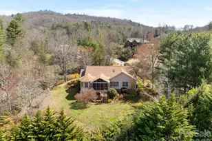 17 Ashton Forest Ct, Hendersonville, NC 28739 - Photo 4