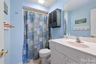 17 Ashton Forest Ct, Hendersonville, NC 28739 - Photo 34