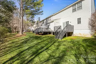 6031 Cougar Ln, Charlotte, NC 28269 - Photo 4