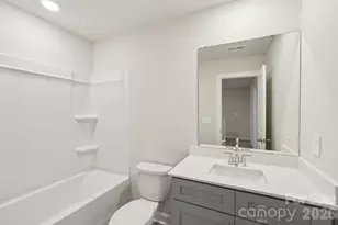 8128 Hidden Springs Ct, Charlotte, NC 28216 - Photo 8