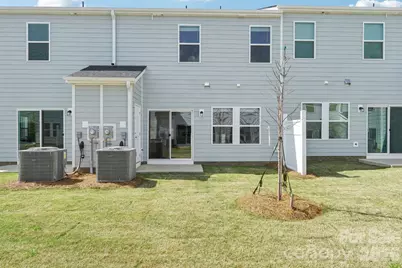 8128 Hidden Springs Court, Charlotte, NC 28216 - Photo 10