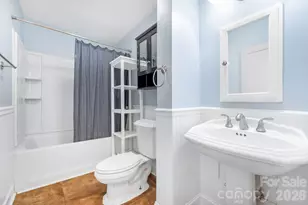 900 Sweetbriar St, Charlotte, NC 28205 - Photo 20