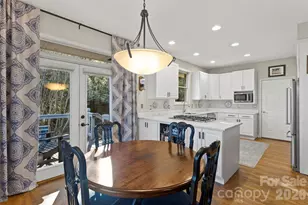 103 Bellshire Dr, Flat Rock, NC 28731 - Photo 16