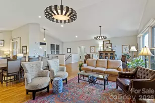 103 Bellshire Dr, Flat Rock, NC 28731 - Photo 10