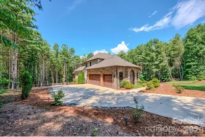 1416 Southpointe Drive #67, Morganton, NC 28655 - Photo 34